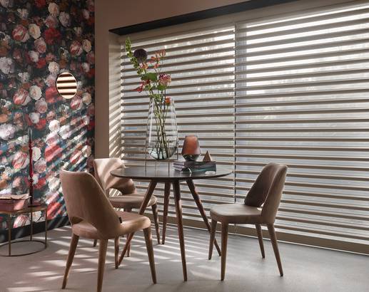 vanes open with privacy